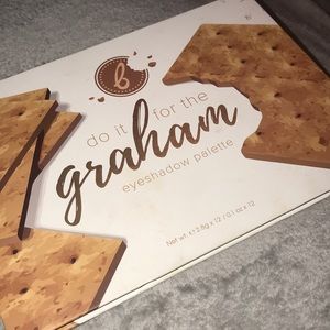 Do it for the graham eyeshadow palette